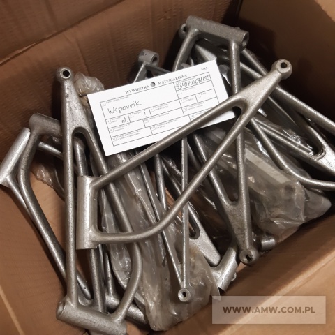 Części zamienne do samochodu STAR 200 - pakiet zawierający 31 poz. asort. (wg oddzielnego wykazu), w tym m.in.: śruba 436, wspornik Z, strzemię resoru itp. 